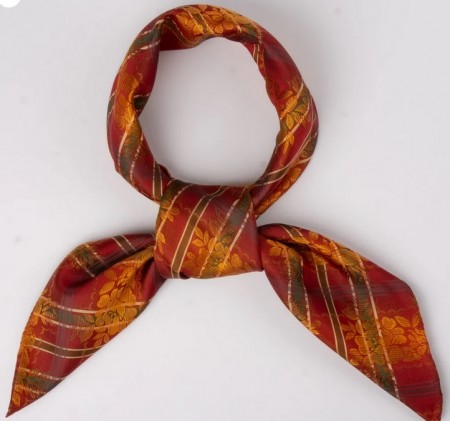 Silkeskjerf  Tyrihans Strauss 25