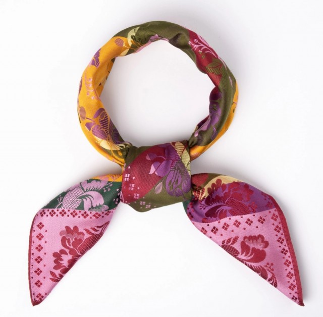 Tyrihans silkeskjerf Gabriella 03-493.402