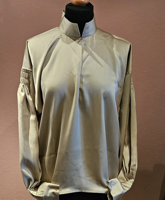 Silkeskjorte, Design Tones Bunadstue